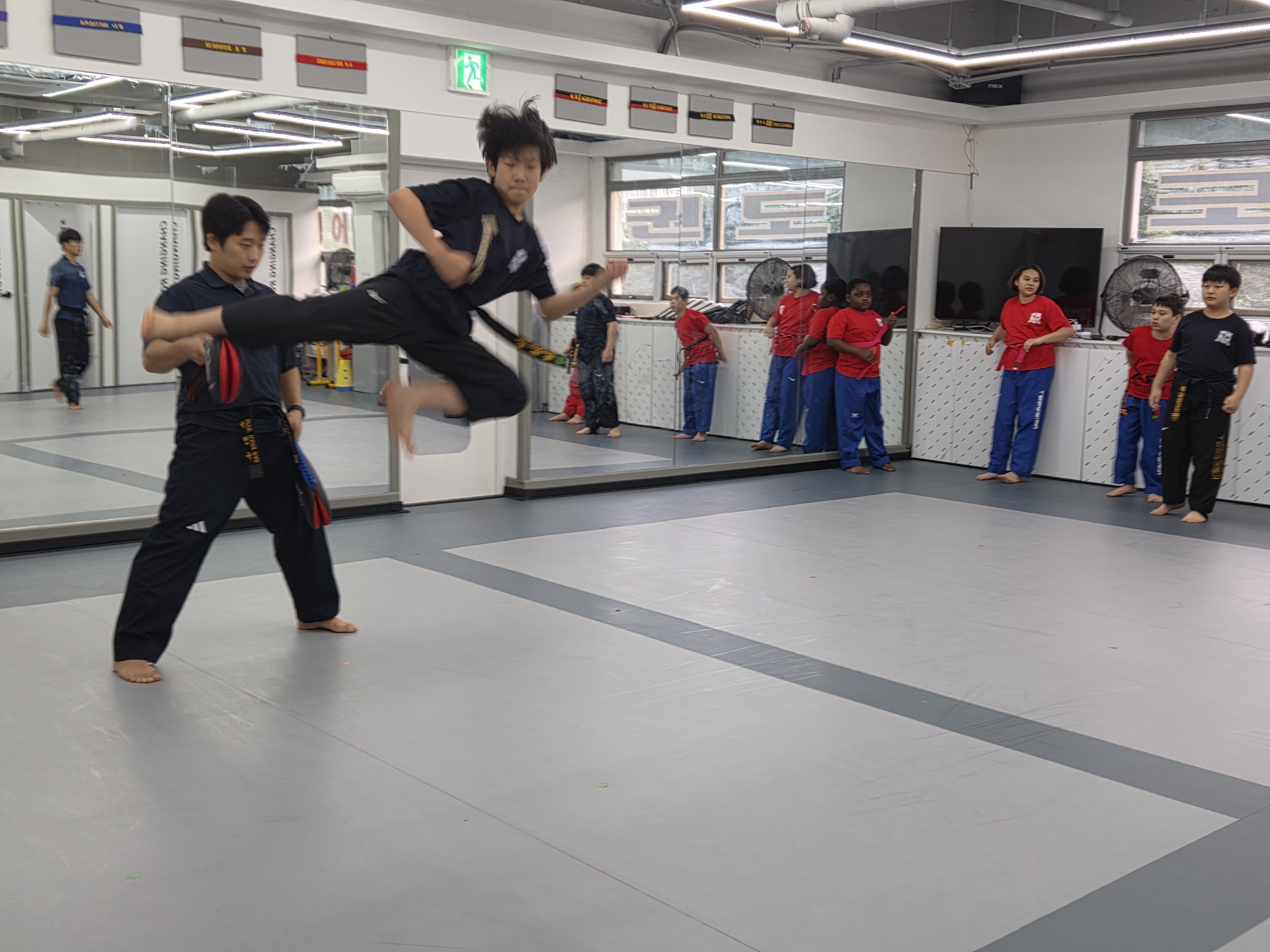 Taekwondo class moment 4