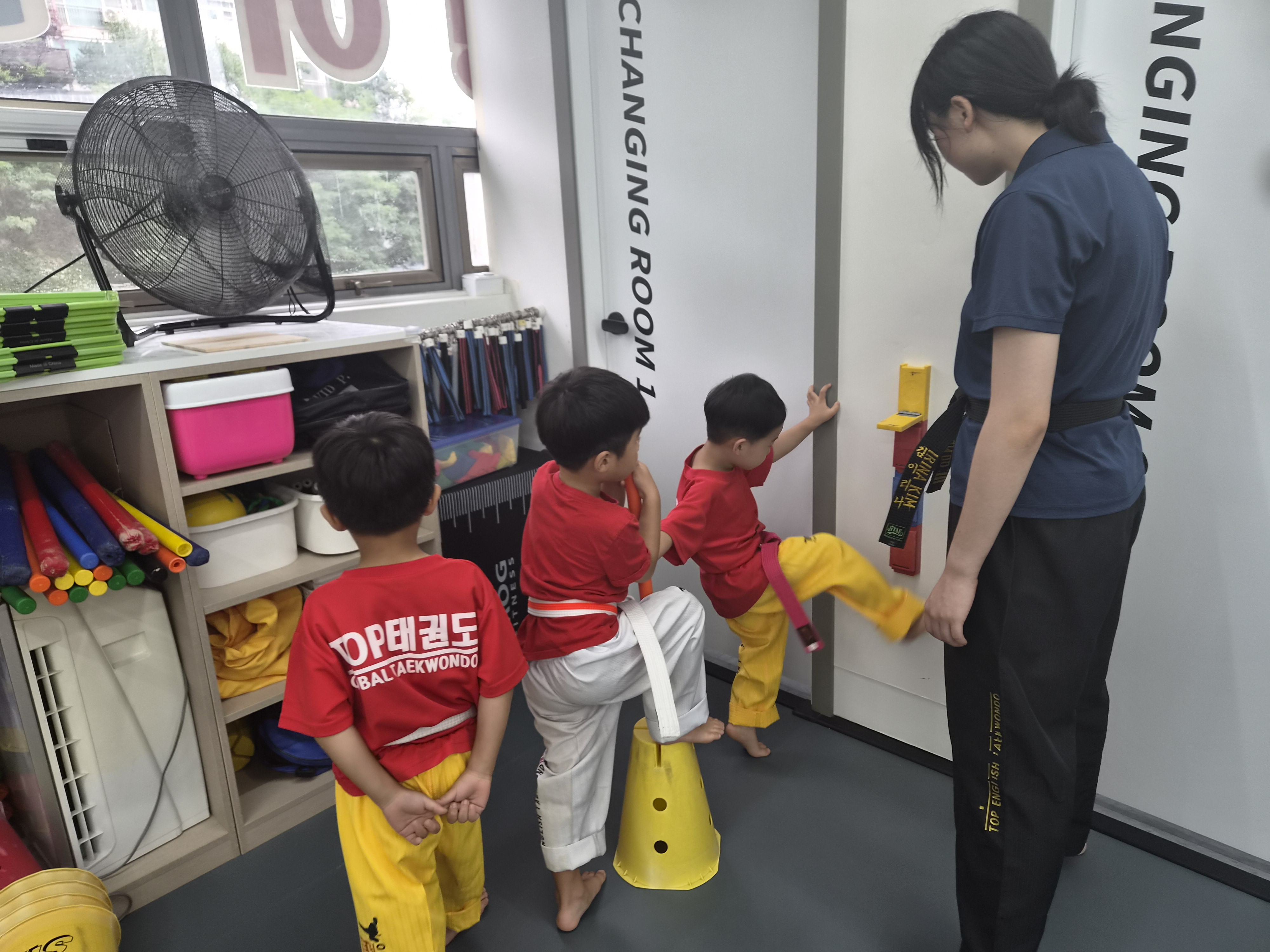 Taekwondo class moment 14