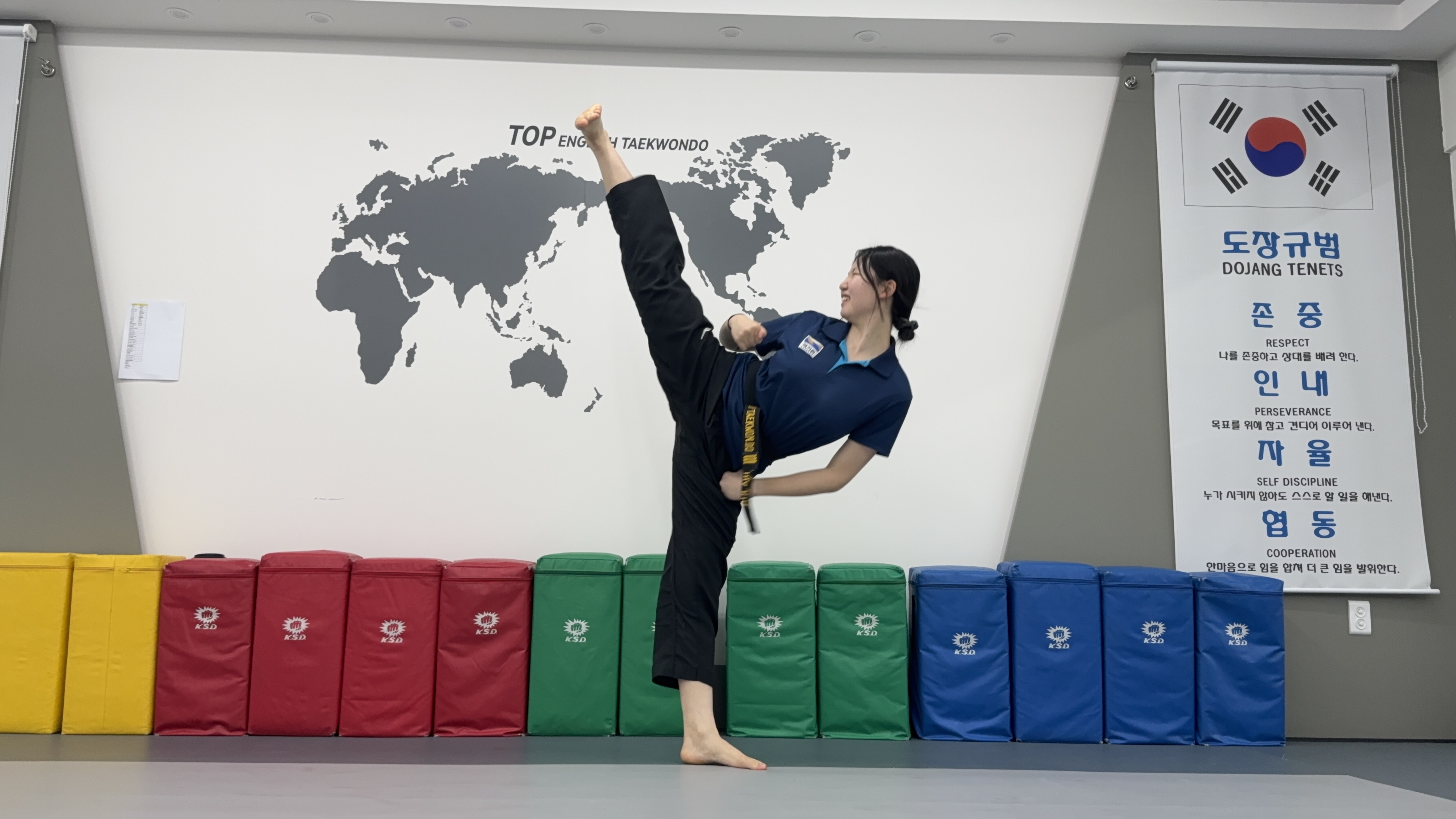 TOP Taekwondo students